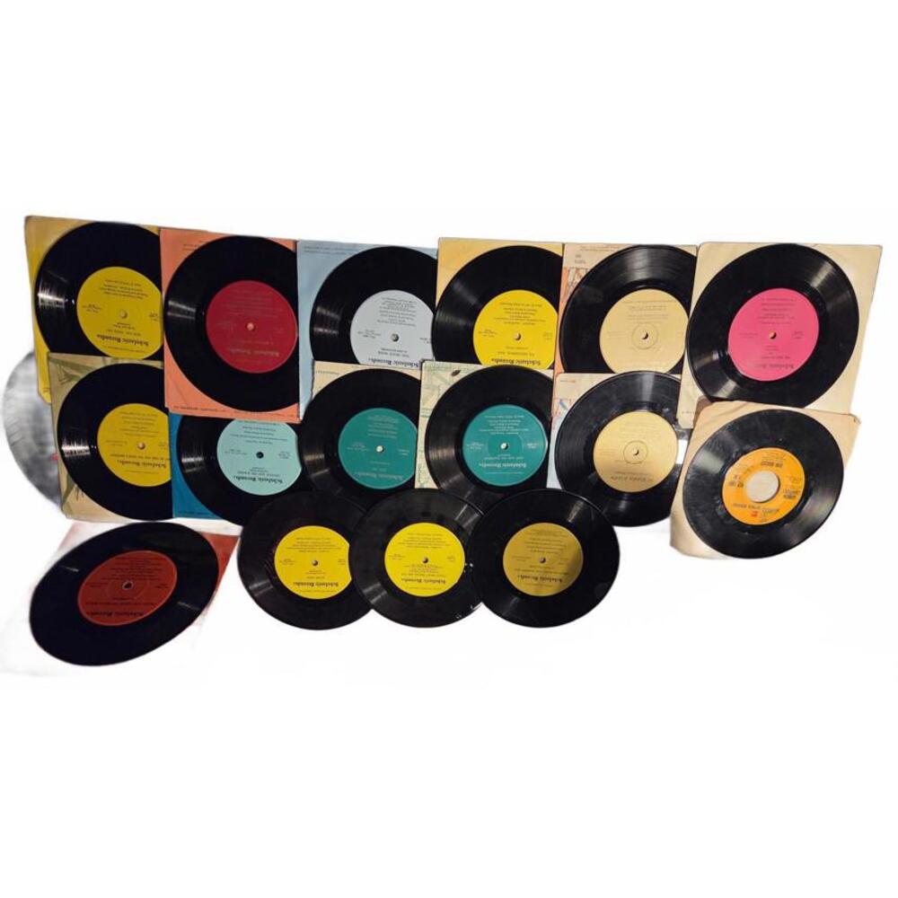 Vinyl Record Lot | Set of 16 - Scholastic - Vintage - 7-inch - Picture Sleeves
